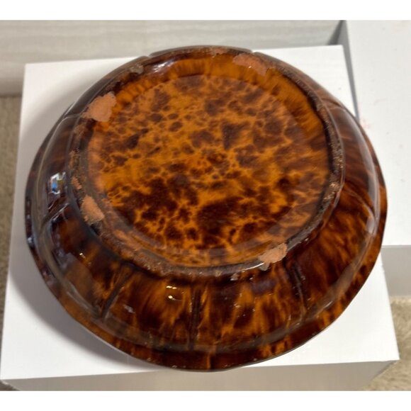 Antique Spittoon Rockingham Glazed Pottery Ceramic With Shell Design Large 8" - Picture 5 of 8